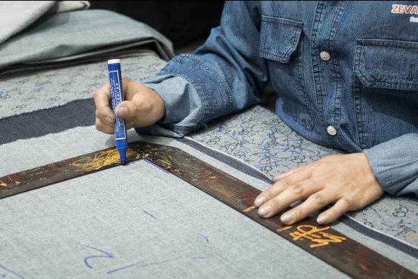 Why Do Denim Jeans Shrink?