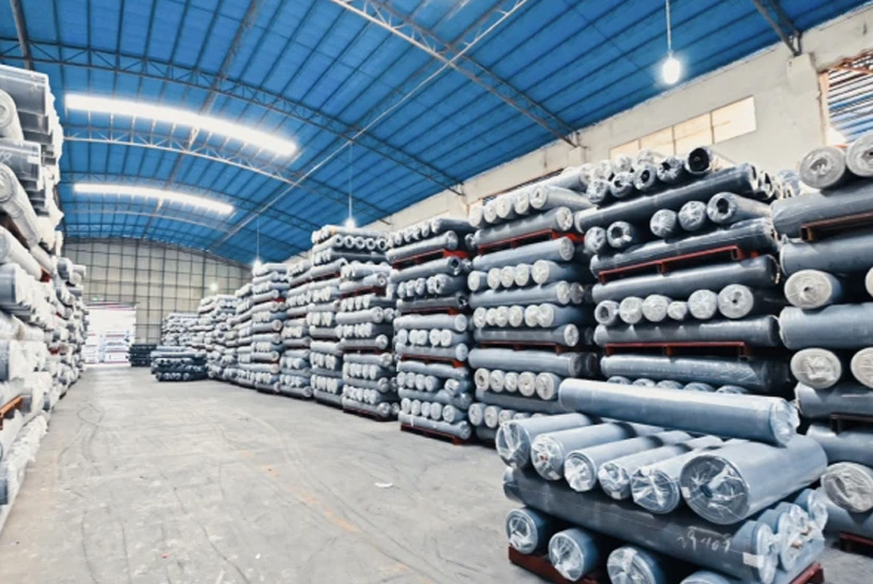 4 Key Factors To Consider When Choosing Denim Clothing Fabric