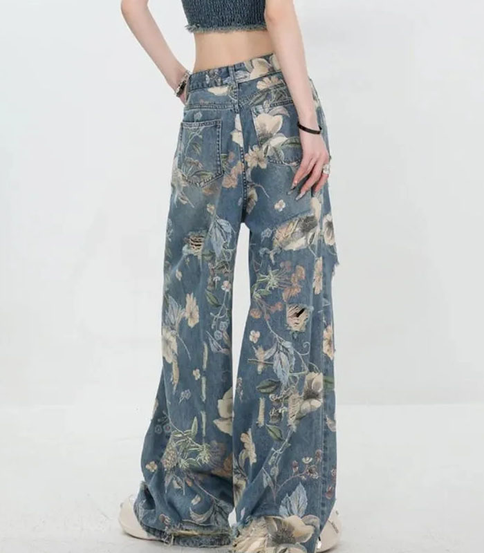 Custom print baggy jeans