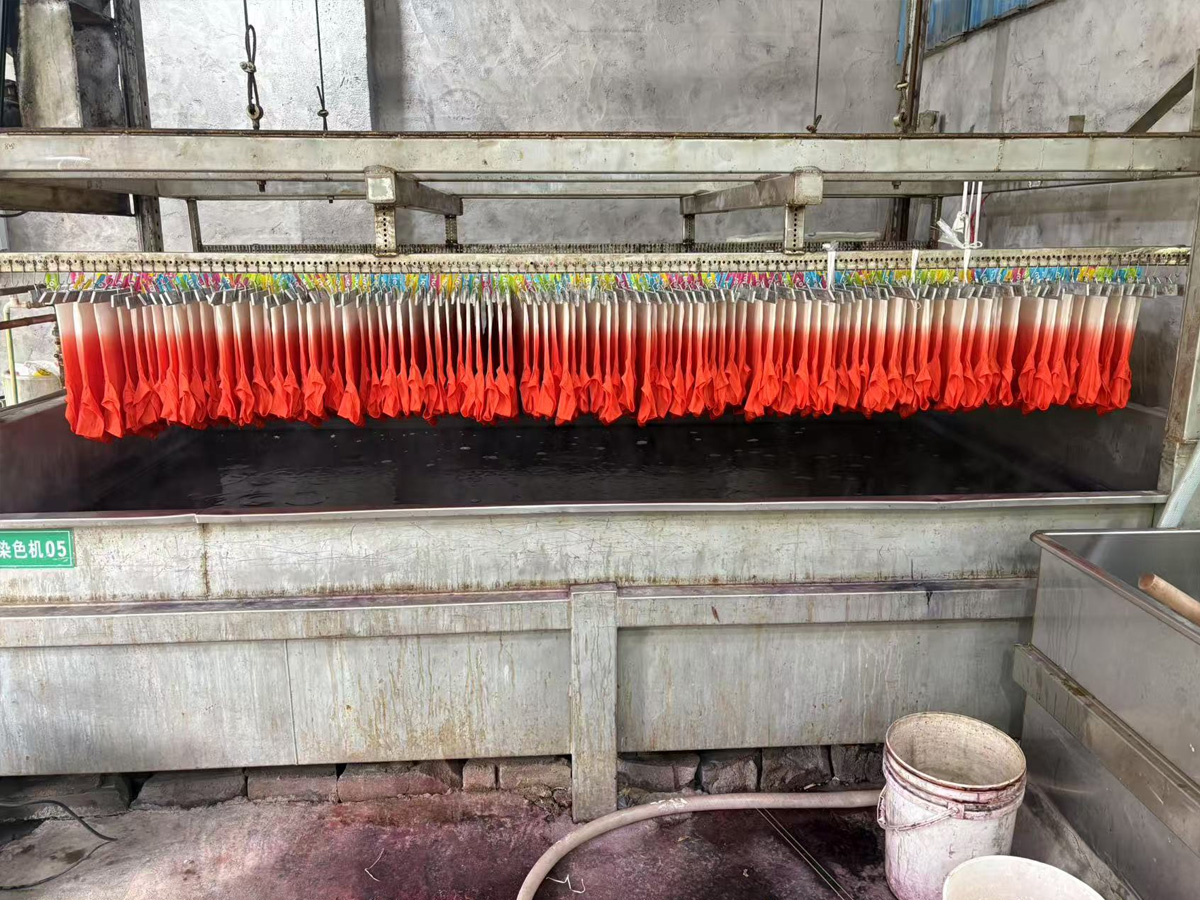 Denim garment manufacturer fabric dyeing