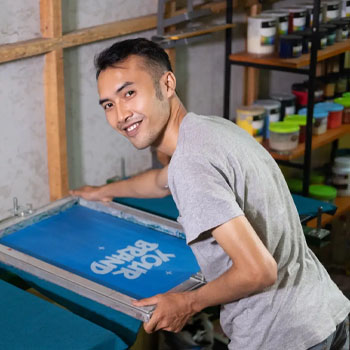 Garment silk screen printing factory