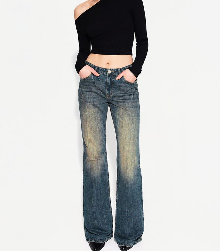 Flared comfort jeans