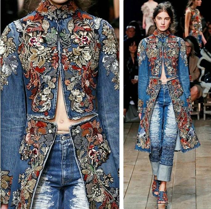 50 Chic Denim Outfit Ideas with Styling Tips