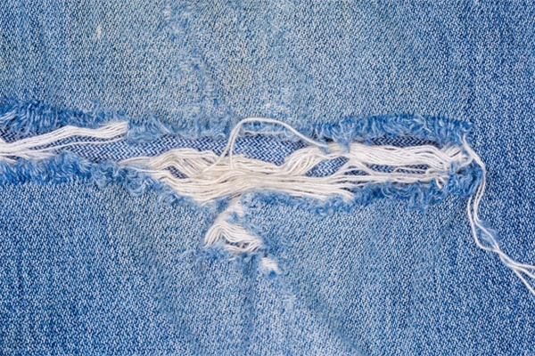 The Ultimate Guide to DIY Denim Distressing Techniques-2