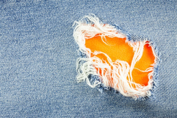 How to Choose the Right Distressed Denim for Your Body Type-2