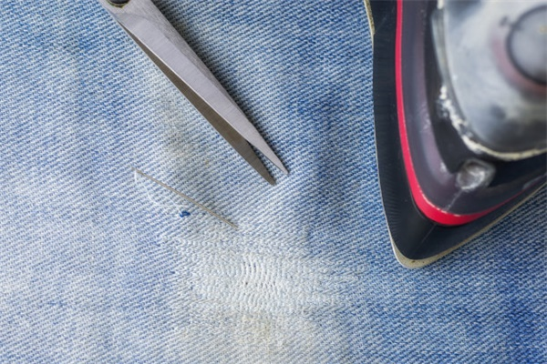 Minimalist Genderless Jeans:Clean Lines & Neutral Custom Color Options-2