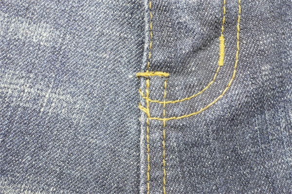 Carbon-Neutral Custom Denim:Sustainable Production & Shipping Options