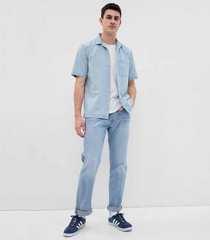 Light-colored men's short-sleeve denim shirt with a collar