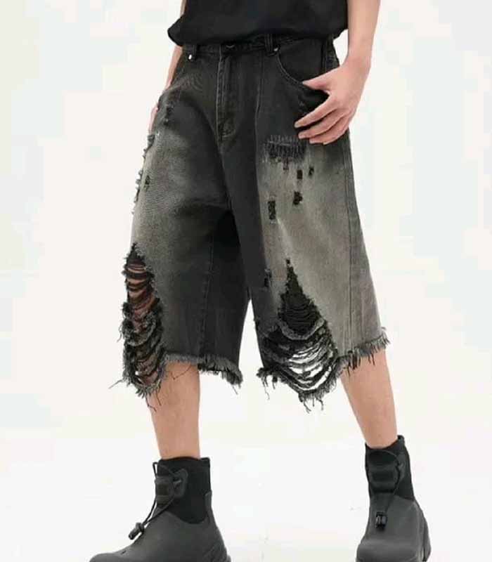 Ripped Baggy Jean short Unisex