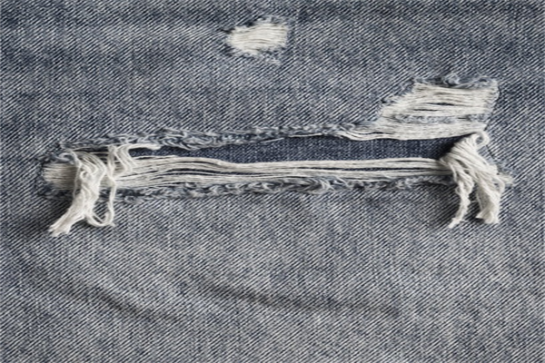 The Top Brands for High Quality Custom Ripped Denim-2