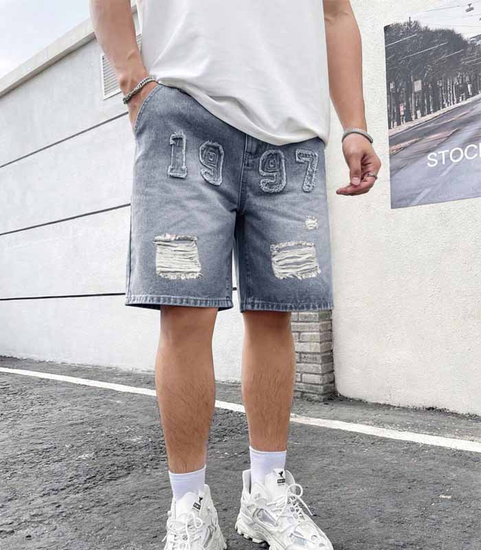 European & American Style Men's Embroidered Casual Slim Fit Straight Leg Denim Shorts
