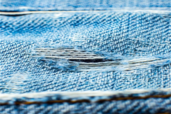 Why Frayed Denim is a MustHave for a Relaxed Outfit