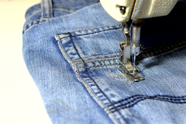 Biodegradable Custom Denim:Compostable Threads & Natural Fibers