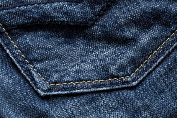 Spring Floral Custom Jeans:Embroidered Blossoms & Pastel Washes
