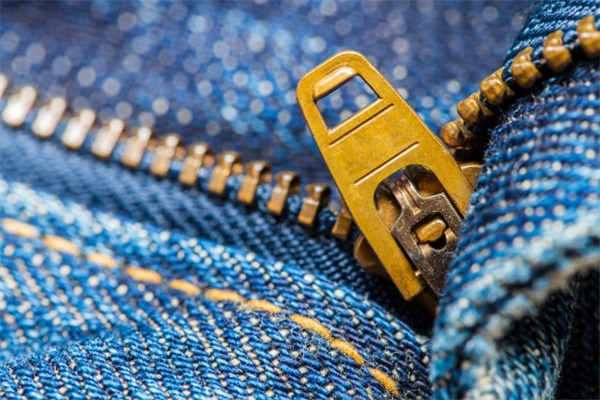 LED-Lit Denim Designs:Programmable Light Strips for Nighttime Visibility-2