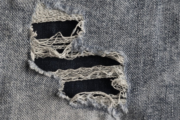 Innovative Denim Destroying And Sanding Methods For Brands-3