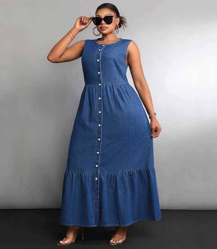 Plus-size Sleeveless Button-Front Shirt Dress