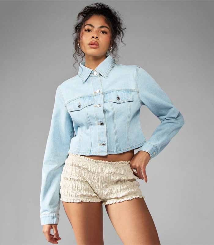 Cropped Trucker Denim Jacket Spring Summer Casual Streetwear Classic Button-Up Distressed Fashion Essential Outerwear Waist Length