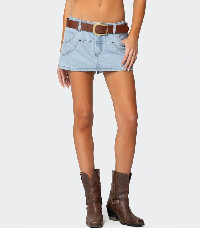 EDIKTED Stitched Up Light Wash Low-Rise Mini Denim Skirt Trendy Stretch Comfort Fit Vintage Blue Casual Summer Skirt