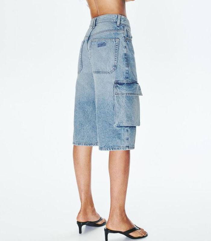 High-Quality Women's Light Blue Denim Shorts 100% Cotton Washed Five-Pocket Design