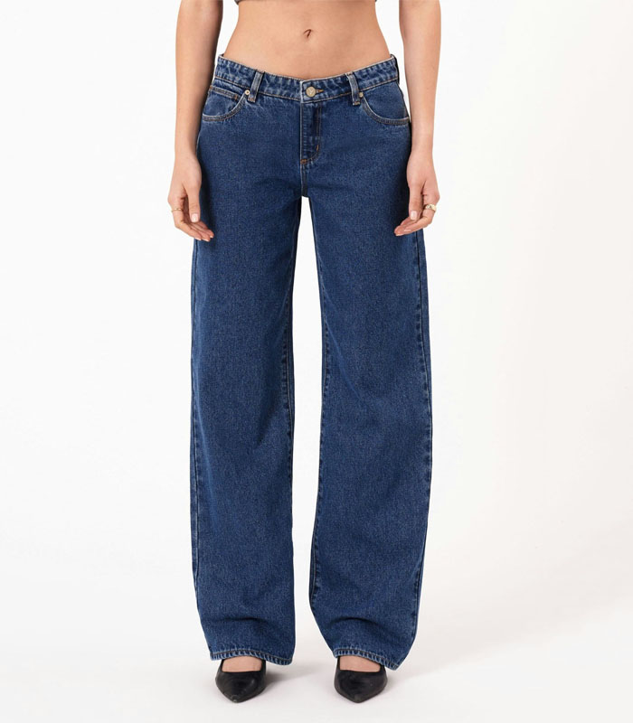 Women's Classic 5-Pocket Deep Blue Straight Leg Jeans - Timeless Denim Style