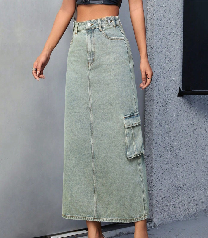 Minimalist High-Waisted Denim Long Skirt – Light Washed, Flap Pockets Versatile Style
